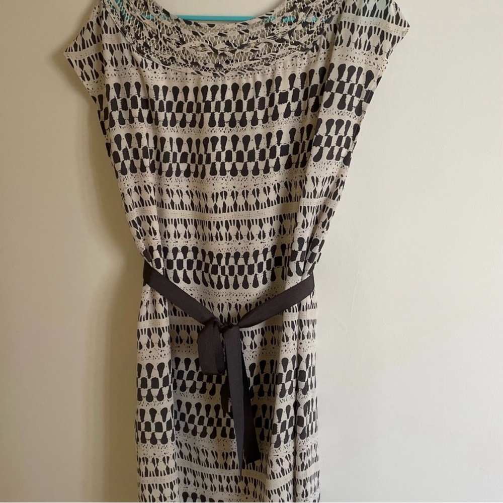 Club Monaco Silk Belted Mini Dress – Size Small - Picture 2 of 6